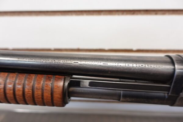 1106211-4-__68773.jpg 1947 WINCHESTER MODEL 12 FIELD GRADE 12 GA 2 3/4" FULL CHOKE, 28"