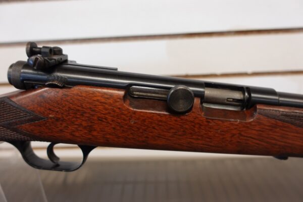 13523-7-__32631.jpg SPRINGFIELD/STEVENS MODEL 87A GILL GUN 22 RIFLE W/LYMAN SIGHT CHECKERED STOCK