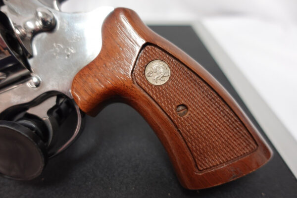 dsc03092-68297.1745103181.1280.1280__48926.jpg 1990 COLT ANACONDA REVOLVER 1ST EDITION 44 MAG W/CASE #370 OF 1000; NIB