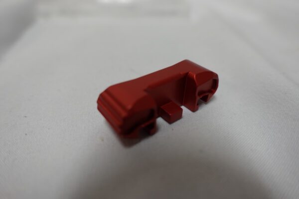 dsc03417__63912.jpg TIMBER CREEK GLOCK AMBIDEXTROUS CHARGING HANDLE Mini RED