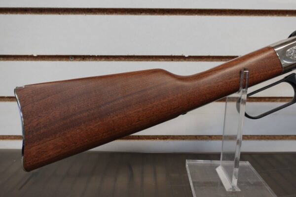 dsc04610__59954.jpg Henry H004SAT Golden Boy 2nd Amendment Tribute 22 LR 16 LR/21 Short 20" Walnut