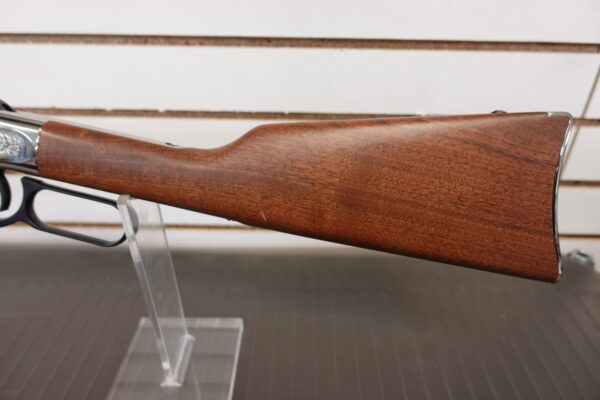 dsc04614__14066.jpg Henry H004SAT Golden Boy 2nd Amendment Tribute 22 LR 16 LR/21 Short 20" Walnut