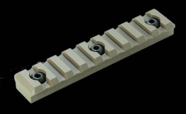 https-sturgisguns.corefire.shop-cache-image-full-806601-c697d696b04777d62a0145933e81602e__32775.jpg TIMBER CREEK M-LOK 9 SLOT PICATINNY RAIL FLAT DARK EARTH
