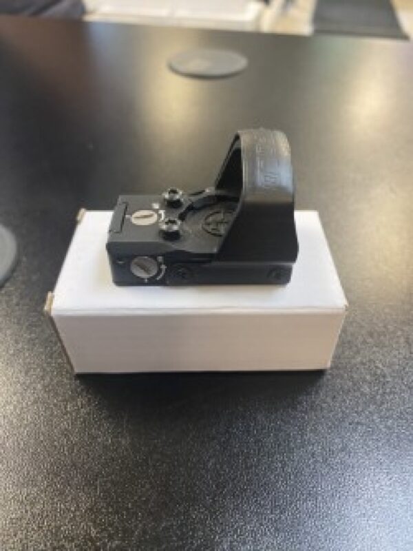 thumbnail-img-9650__75790.jpg LEU DELTAPOINT PRO REFLEX SIGHT 6MOA MATTE